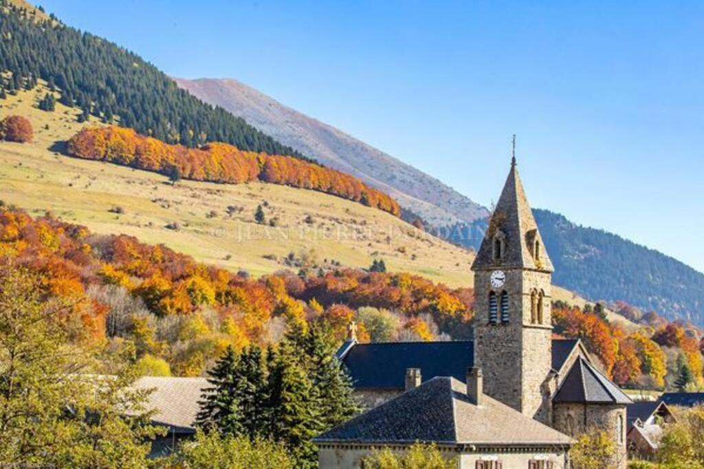 Bienvenue Dans Le Cobalt ! Lägenhet Cholonge Exteriör bild